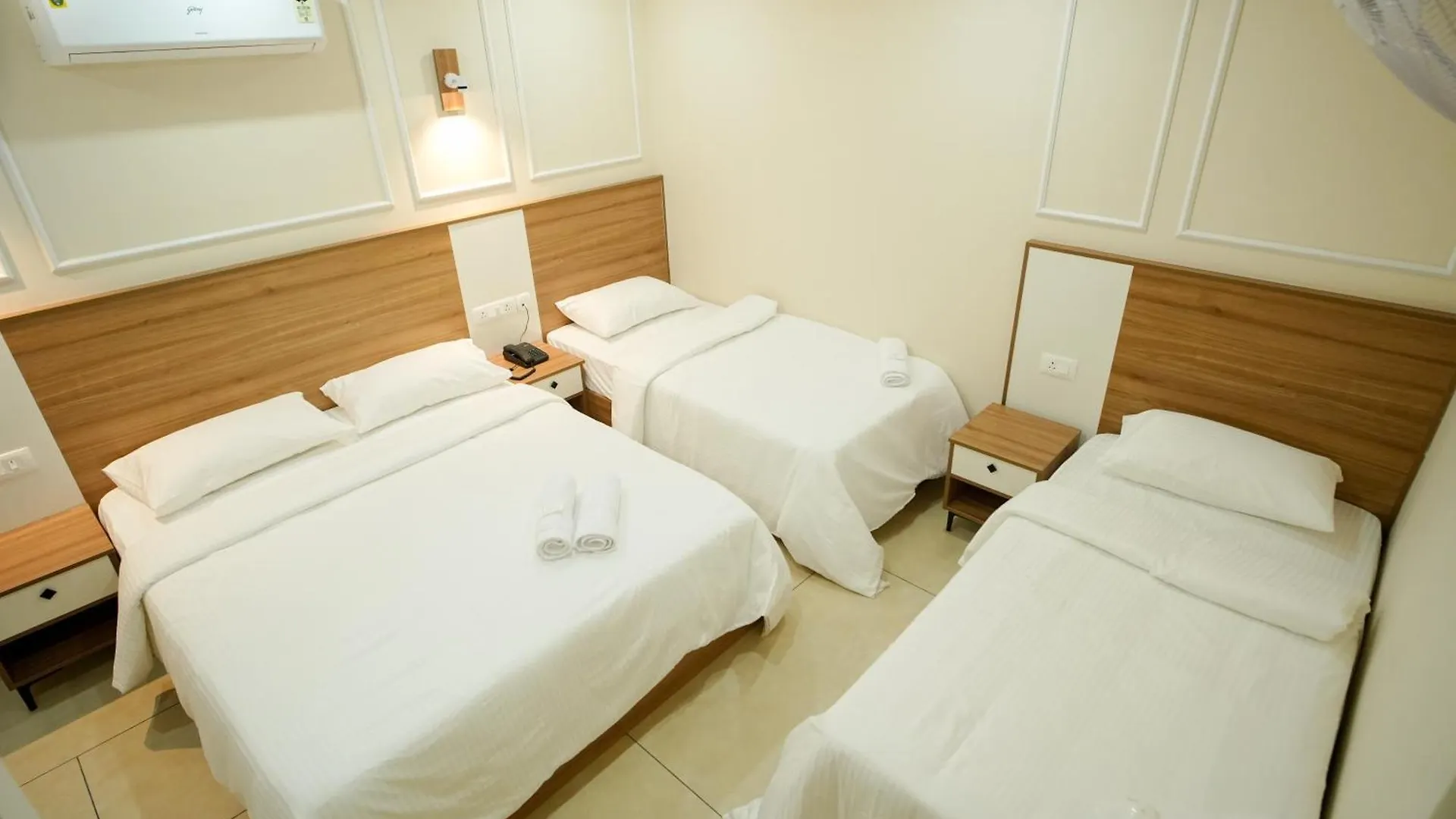 Ar Suites Kotamangalam 3*,  India